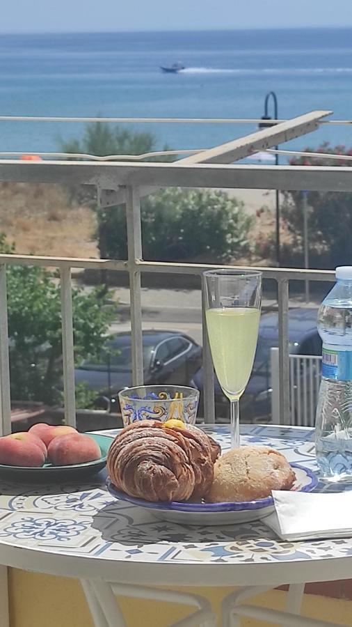 אשאה Casa Vacanza Alice & Mari מראה חיצוני תמונה