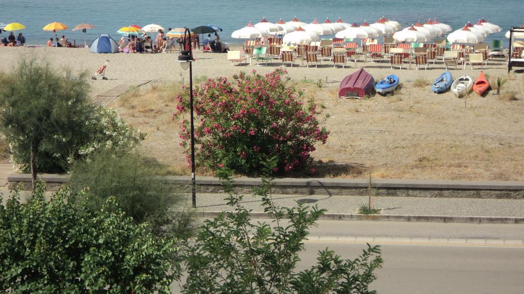 אשאה Casa Vacanza Alice & Mari מראה חיצוני תמונה